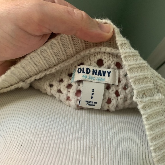 ❄️ Old Navy long sleeve crochet sweater - Picture 4 of 5